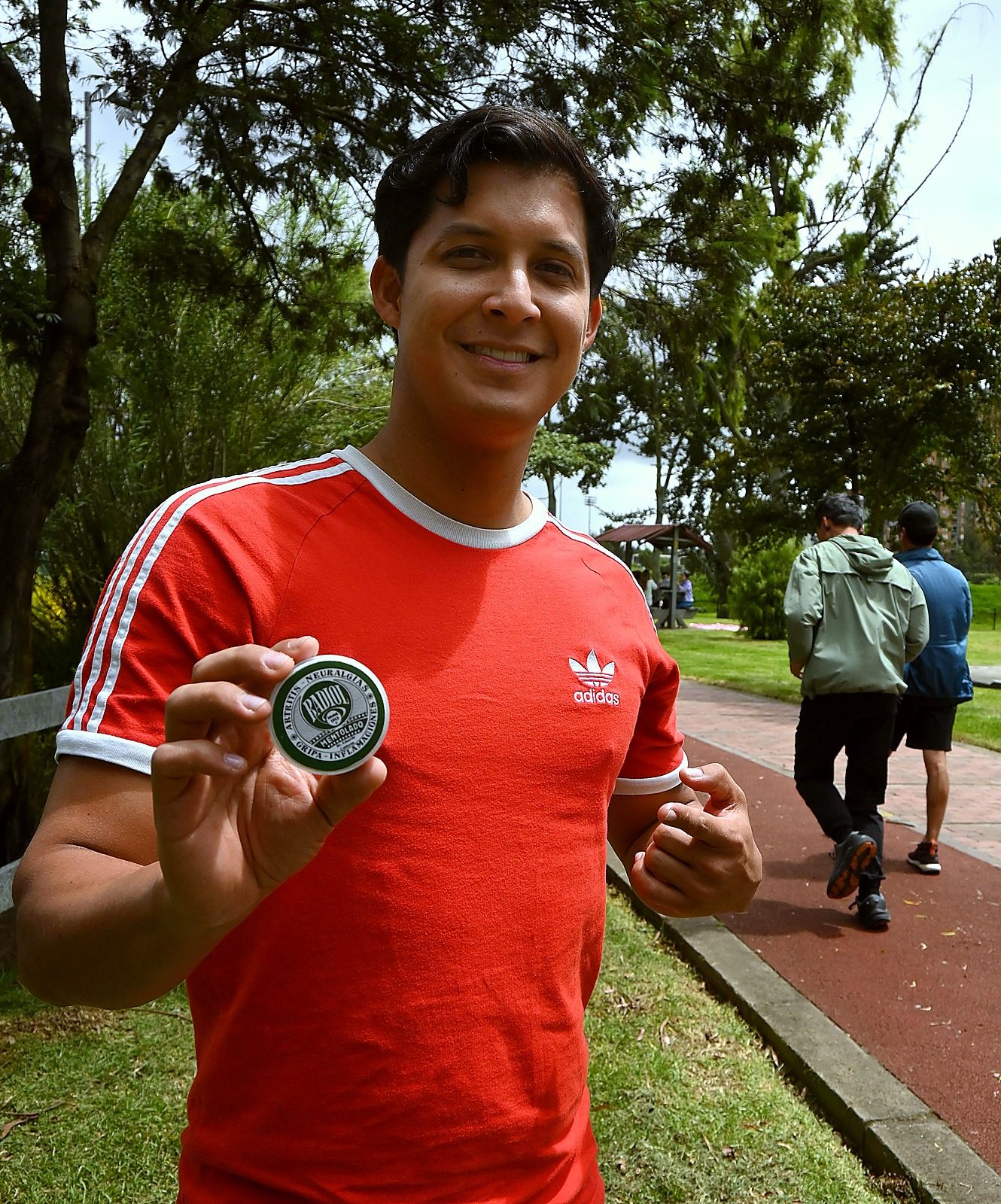 Cliente de Radiol Mentolado en el parque